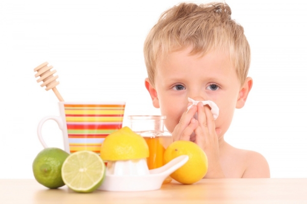 Через надмірну сухість пересушується слизові оболонки носової порожнини, що тільки полегшує потрапляння вірусів в верхні дихальні шляхи і провокує дитячий грип