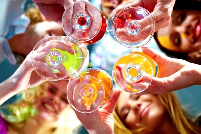 Слабоалкогольні напої б'ють по мозку, печінці та підшлунковій залозі