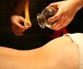 баночний масаж, або наука і мистецтво про застосування присмоктування банок до шкіри в терапевтичних цілях, ймовірно, виникло ще в кінці правління династії Хань (206 - 220 рр