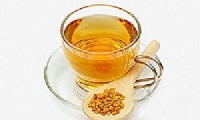 Єгипетський жовтий чай з пажитника також можна пити при годуванні, але тільки якщо дитина добре реагує на нього