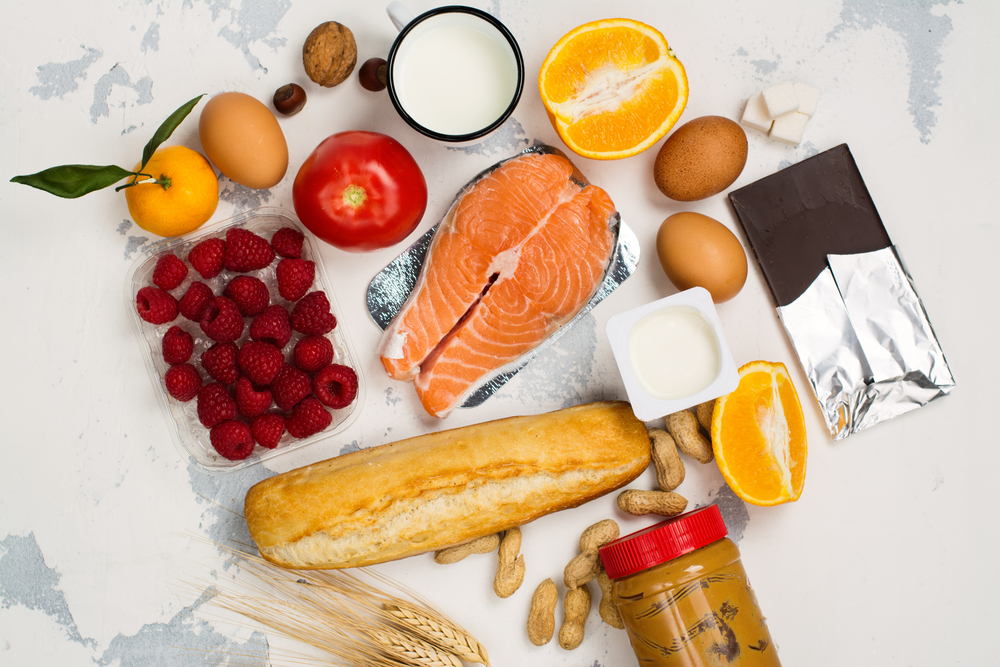 У разі якщо у крихти виникла харчова алергія, перебуваючи на грудному вигодовуванні, мамі не варто припиняти годування грудьми, а навіть навпаки постаратися зберегти лактацію якомога довше