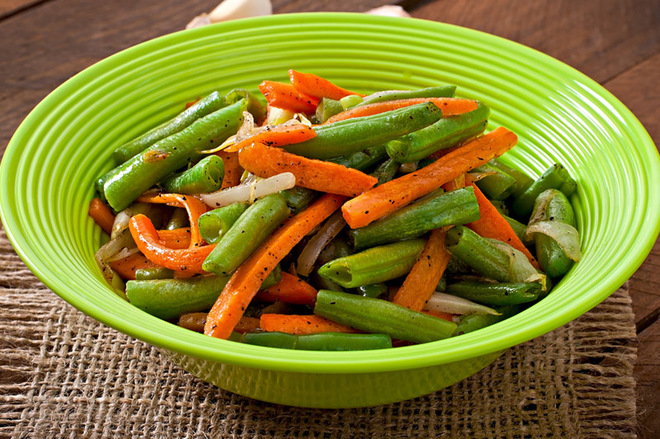 Рецепти для вегетаріанців: 3 літніх легких страви   Багато хто вважає вегетаріанські страви нудними і не особливо ситними