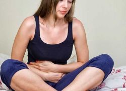 І тільки після двох-трьох випорожнень робити лікувальні заходи