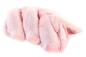 Демократичний продукт -   курячі крильця   - дуже люблять всі вікові категорії населення