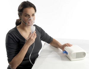 Інгалятор (небулайзер) - це медичний прилад для проведення інгаляцій за допомогою розпилення рідкого лекарствонного препарату до стану мелкодисперсионного розчину