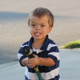 Гіпофізарний нанізм - це порушення ендокринної системи у дітей, пов'язане з порушенням функції гіпофіза, зокрема виділення гормону росту