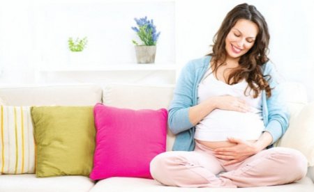 Базальна температура на ранніх термінах вагітності   Багато жінок при плануванні вагітності використовують метод вимірювання базальної температури для відстеження овуляції