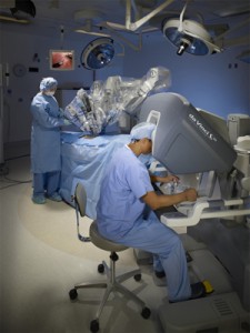 Деякі захворювання, що вимагають хірургічного втручання, можуть бути прооперовані із застосуванням роботизованою хірургічної системи Да Вінчі і включають в себе: