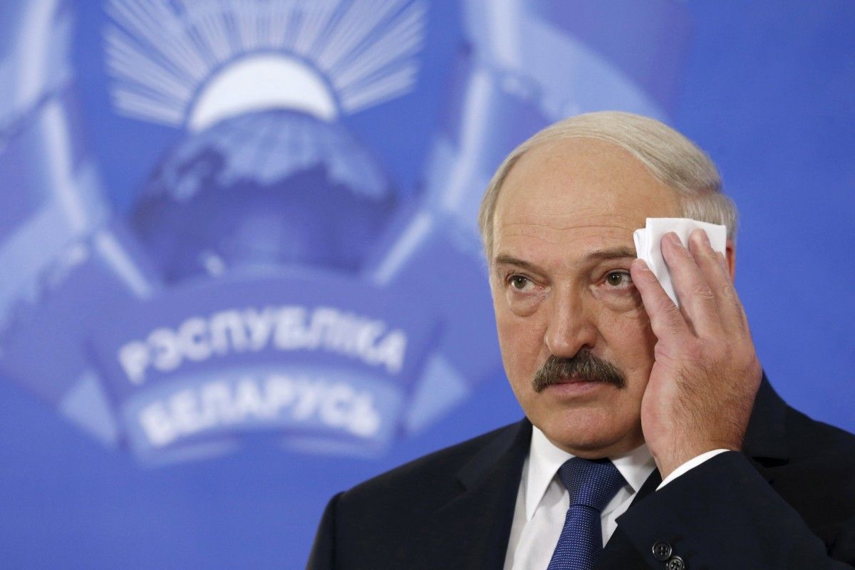 Якщо з Лукашенком дійсно щось трапиться, це миттєво дестабілізує ситуацію в країні, переконаний опозиціонер Микола Статкевич