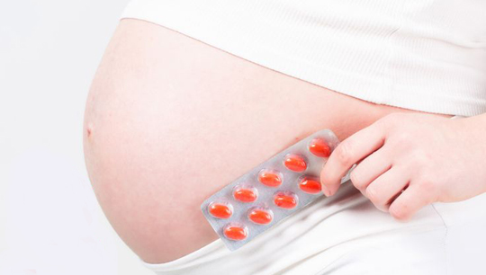 У протилежній ситуації, коли підвищений прогестерон при вагітності, також є серйозний привід для занепокоєння